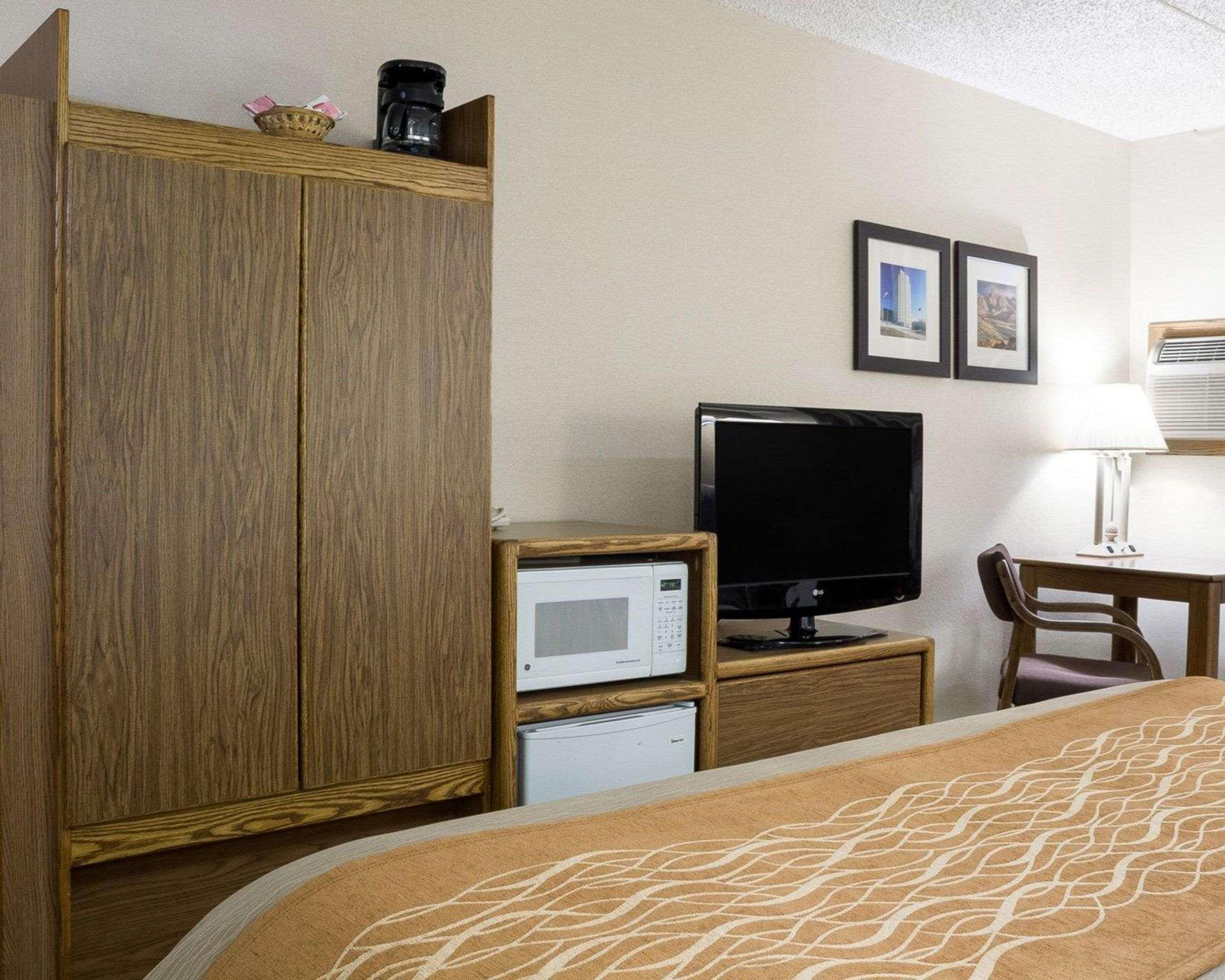 Quality Inn Bismarck I-94 Екстер'єр фото